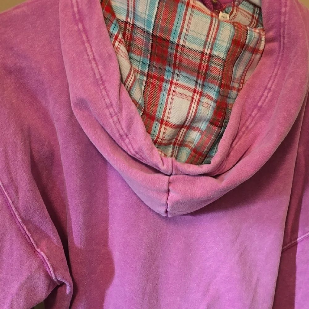 NWT Easel Women's Pink Hoodie - Picture 3 of 3